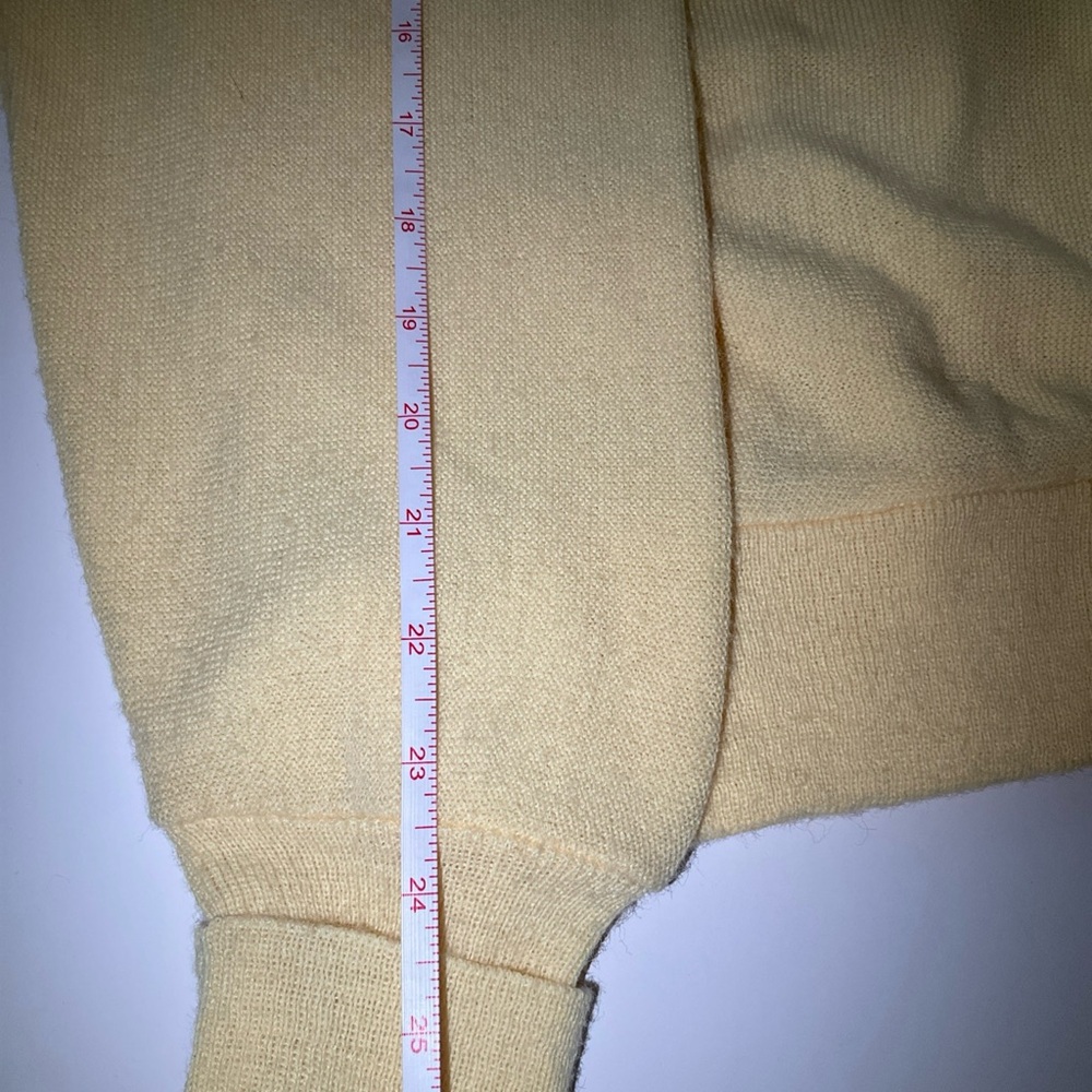 Vintage Lacoste yellow Button-Up Cardigan - Picture 6 of 9